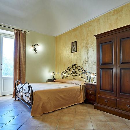 Agriturismo Conte Ruggero Villa Centuripe Exterior photo