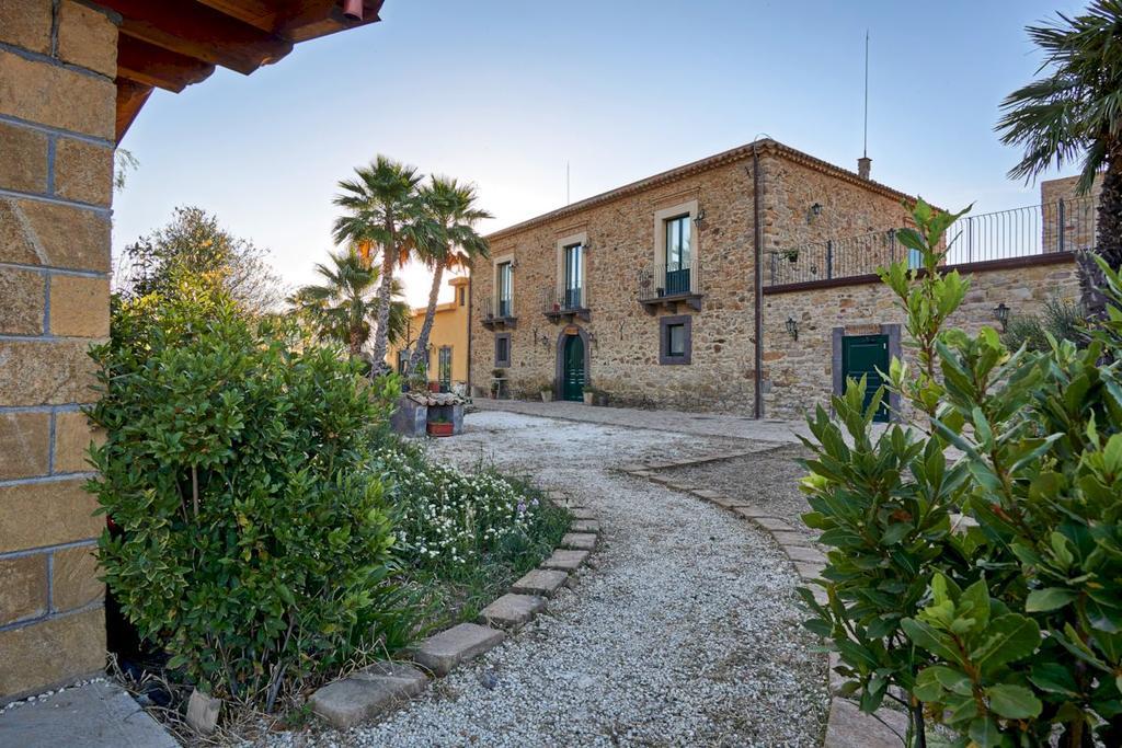 Agriturismo Conte Ruggero Villa Centuripe Exterior photo